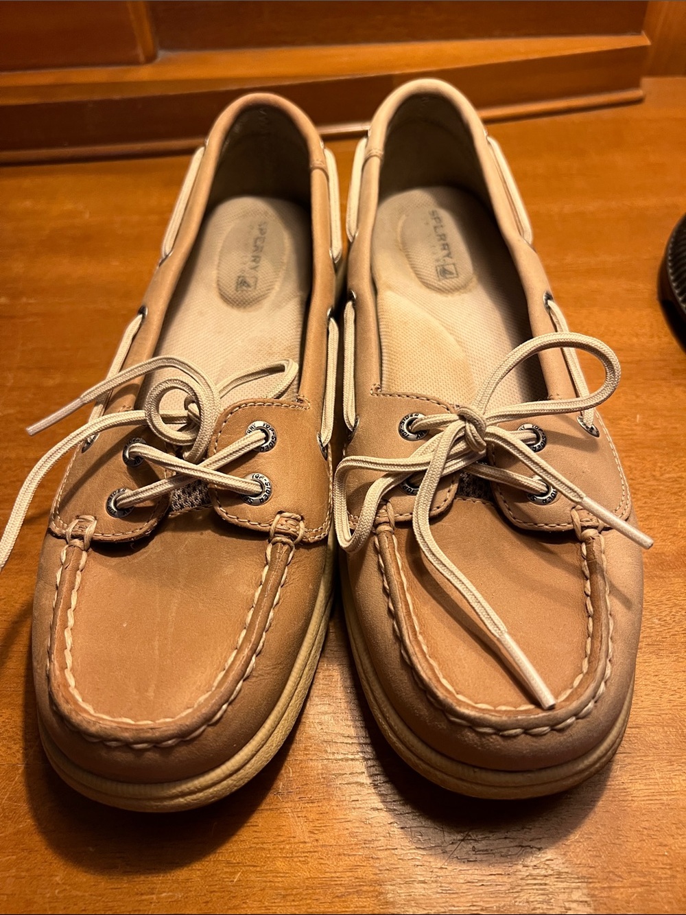 Sperry Women's Light Brown/Tan Leather Boat Shoes
